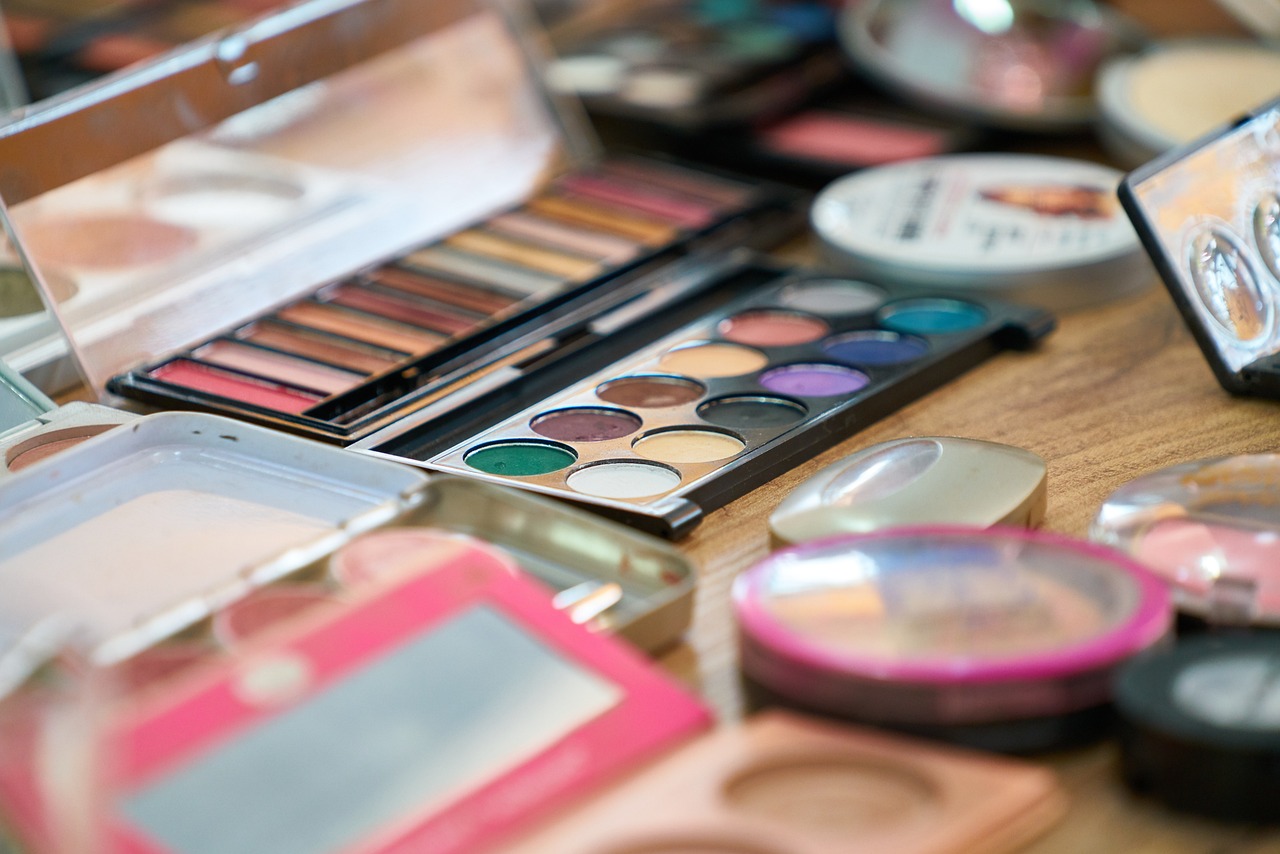 Top 5 Must-Have Beauty Products for Every Makeup Lover